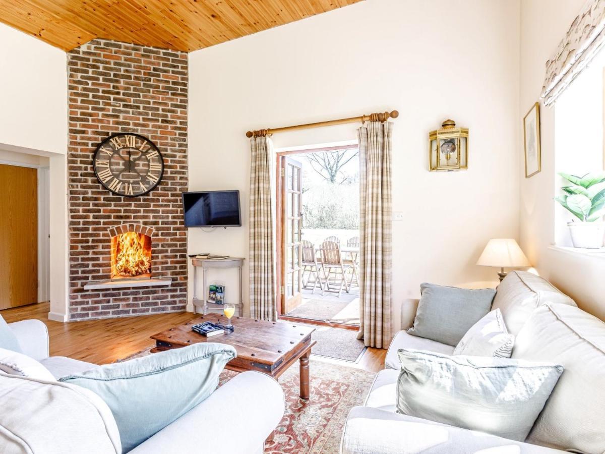 2 Bed In Dorchester 75243 Frampton  Zewnętrze zdjęcie