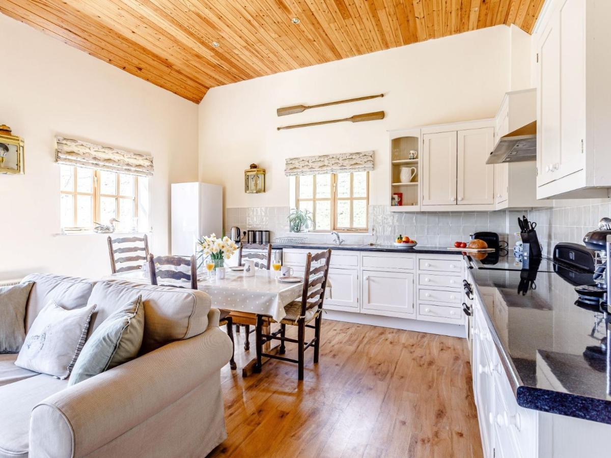 2 Bed In Dorchester 75243 Frampton  Zewnętrze zdjęcie